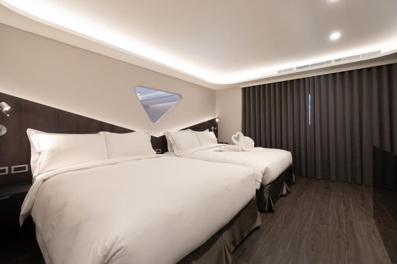 Starhaus Hotel Kaohsiung Buitenkant foto