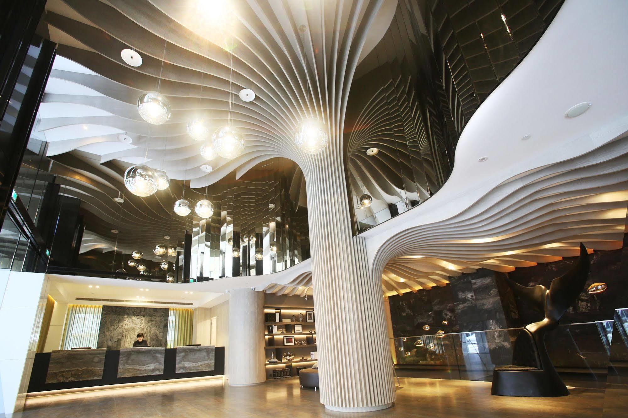 Starhaus Hotel Kaohsiung Buitenkant foto